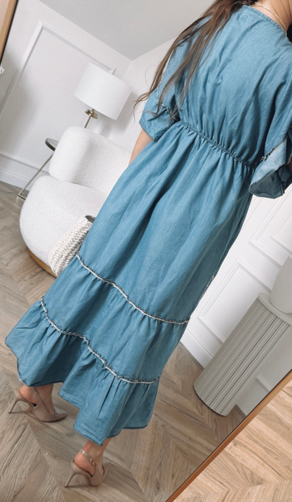 Jeansowa sukienka boho z haftem – 100% bawełna