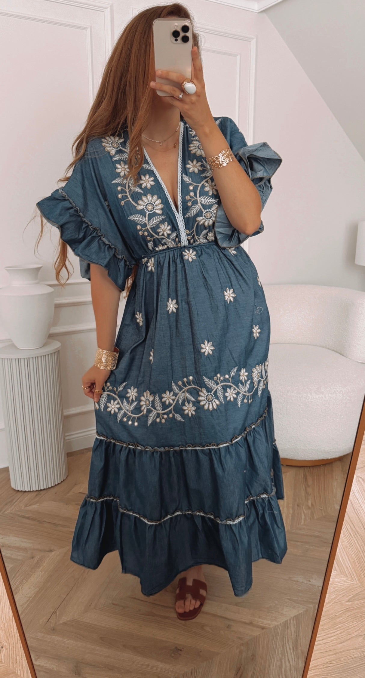 Jeansowa sukienka boho z haftem – 100% bawełna