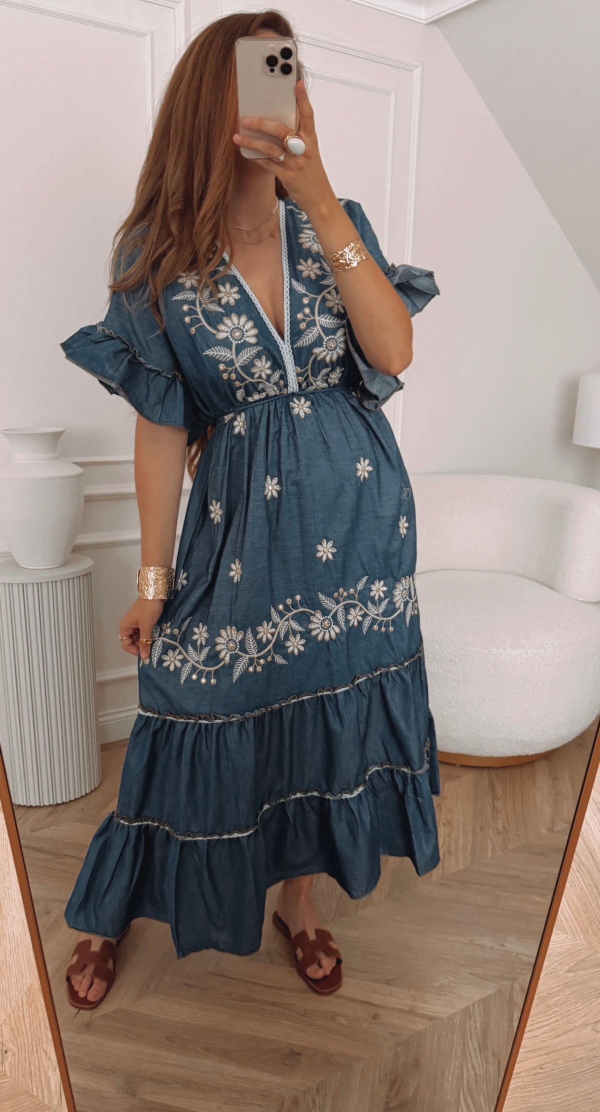 Jeansowa sukienka boho z haftem – 100% bawełna