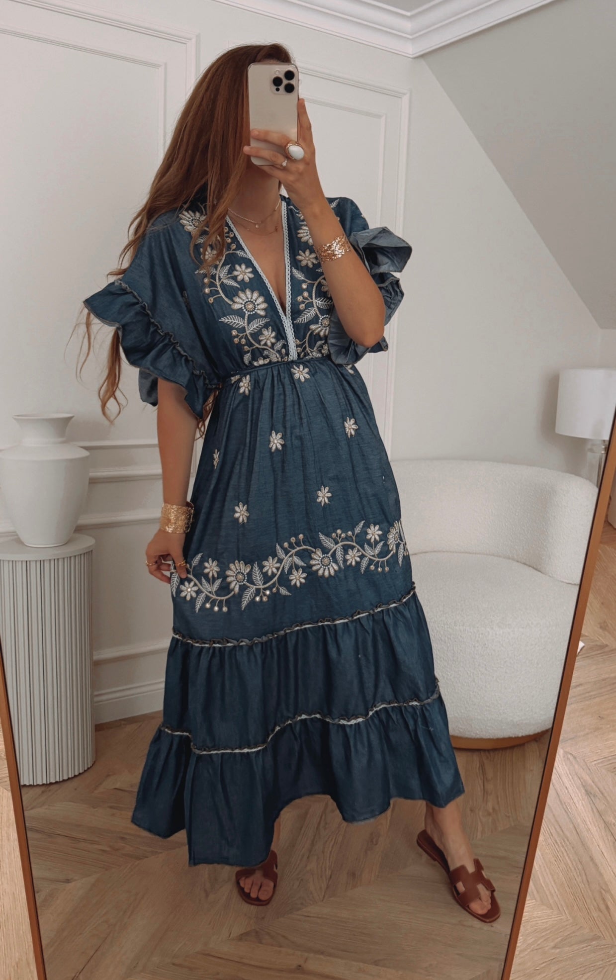 Jeansowa sukienka boho z haftem – 100% bawełna